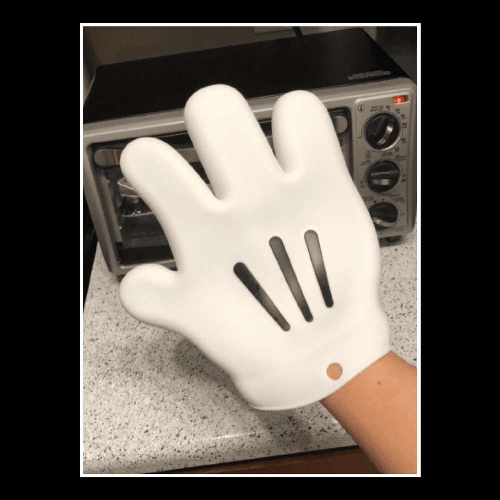Disney White and Black Oven Mitt